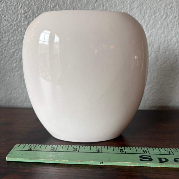 Yamaji Mid Century Japan Iris Floral Porcelain Vase Blue Botanical Style - Picture 4 of 7